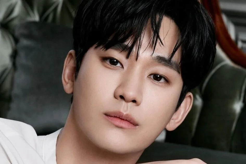 Seo Ye Ji Phản Hồi Tin Từng Hẹn Hò Kim Soo Hyun