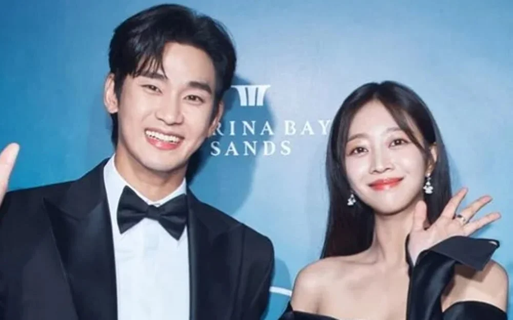 Phim của Kim Soo Hyun chính thức hoãn phát hành, Y Nhi vào Top 20 Miss World