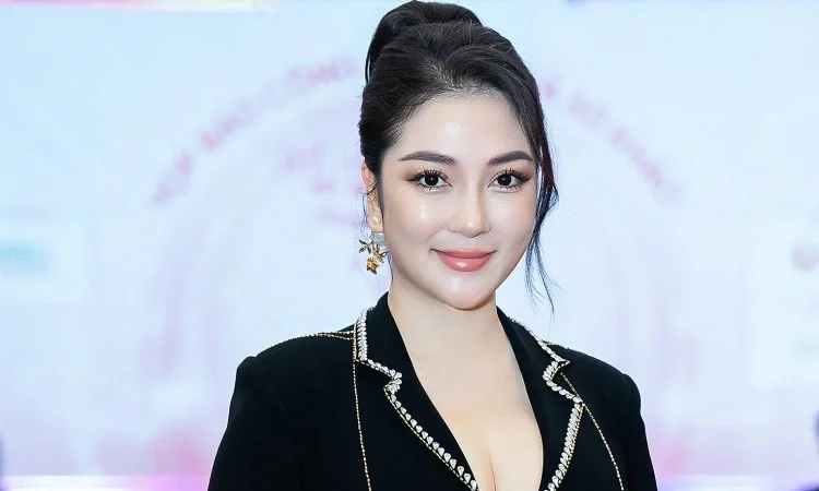 Hoa hậu Nguyễn Thị Huyền: Cuộc sống sau 21 năm đăng quang và không ham ánh hào quang showbiz